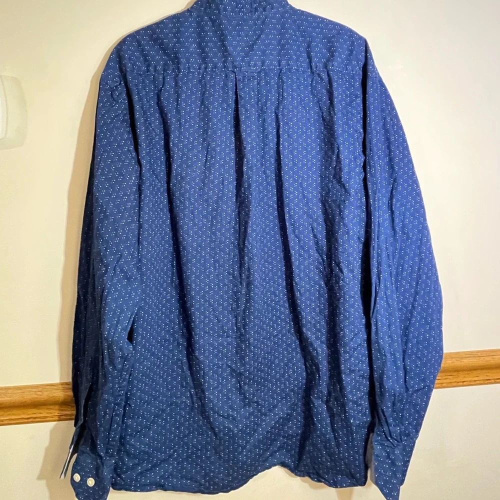 IZOD Premium Essentials Mens XL Dress Button Collar Blue with pastel dots shirt‎ - Picture 2 of 7